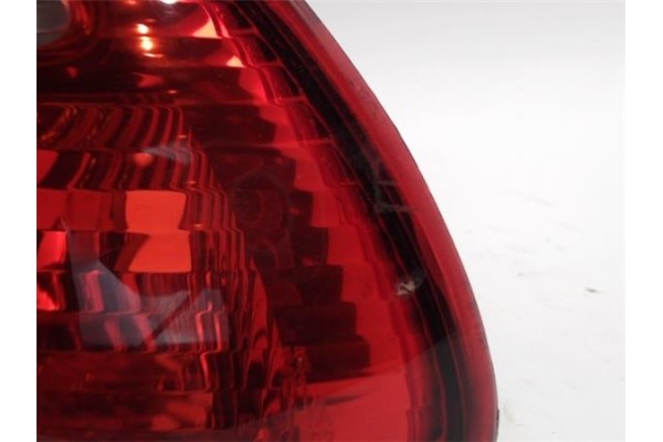 Recambio de piloto trasero derecho para seat leon (1m1) referencia OEM IAM 1M6945096A  