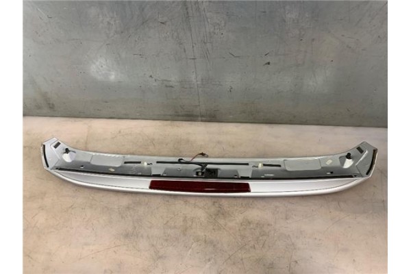 Recambio de aleron trasero para seat ibiza (6k1) 1.4 referencia OEM IAM 6K6827933E  
