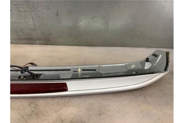 Recambio de aleron trasero para seat ibiza (6k1) 1.4 referencia OEM IAM 6K6827933E  