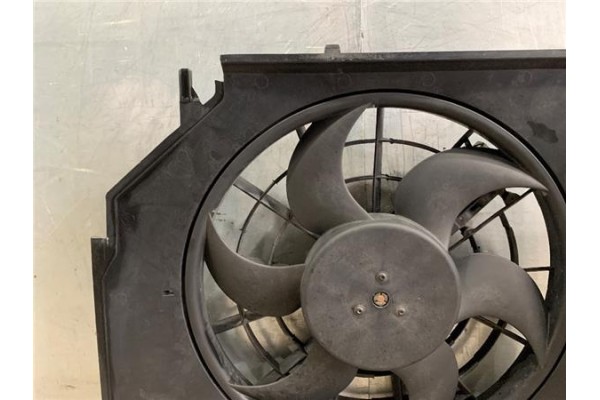 Recambio de electroventilador para bmw serie 3 berlina (e46) 1.9 316i referencia OEM IAM 17117561757  