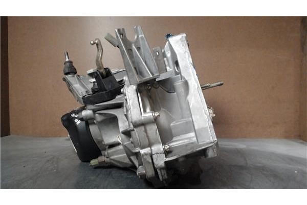 Recambio de caja cambios manual para renault clio iii referencia OEM IAM JH3143  