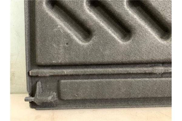 Recambio de bandeja trasero para alfa romeo gt (125) 1.9 jtd referencia OEM IAM 156047777  