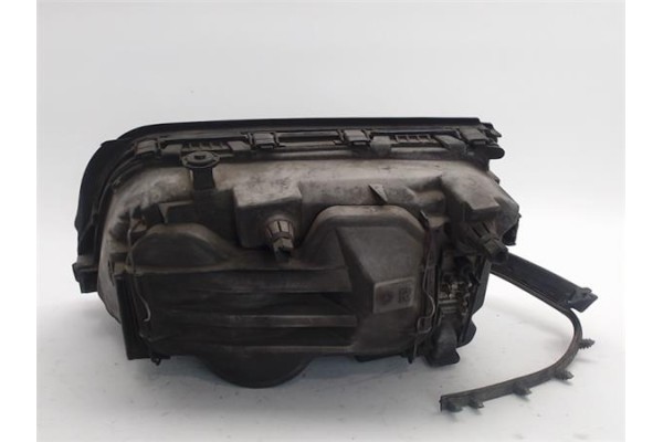 Recambio de faro delantero dcho para mercedes-benz clase c (bm 202) berlina referencia OEM IAM A2028260277  2028260277 , MERCEDE