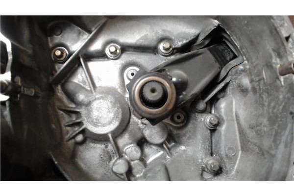 Recambio de caja cambios manual para renault clio ii fase ii (b/cb0) referencia OEM IAM   