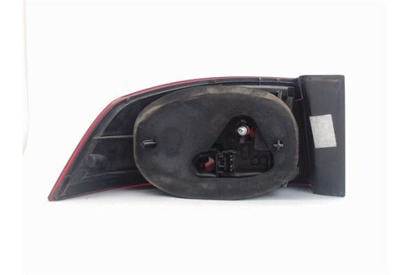 Recambio de piloto trasero derecho para renault laguna iii berlina referencia OEM IAM   