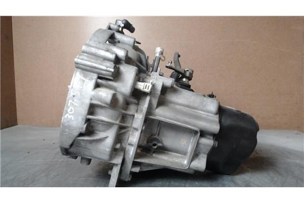 Recambio de caja cambios manual para renault megane ii berlina 5p referencia OEM IAM   