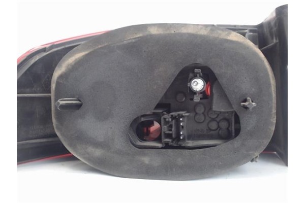 Recambio de piloto trasero derecho para renault laguna iii berlina referencia OEM IAM   