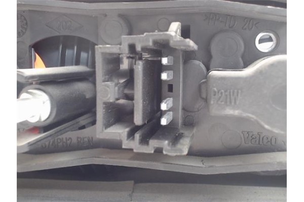 Recambio de piloto porton trasero derecho para renault laguna iii berlina referencia OEM IAM   