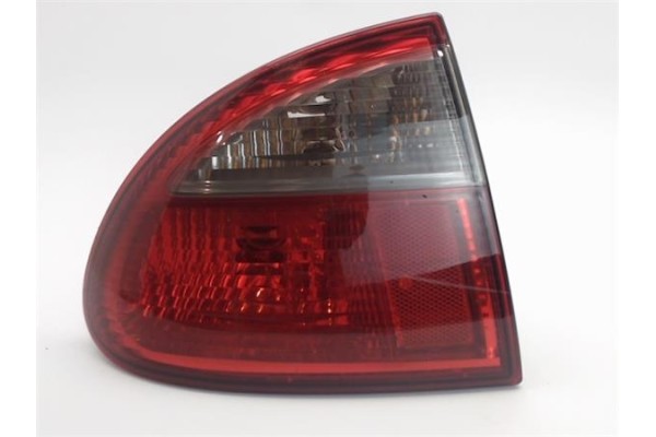 Recambio de piloto trasero izquierdo para seat leon (1m1) referencia OEM IAM 1M6945095A  