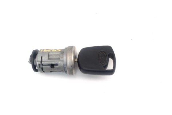 Recambio de clausor para ford fiesta vi 1.4 tdci referencia OEM IAM 1677531  