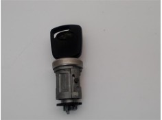 Recambio de clausor para ford fiesta vi 1.4 tdci referencia OEM IAM 1677531  