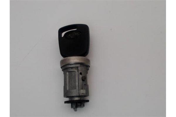 Recambio de clausor para ford fiesta vi 1.4 tdci referencia OEM IAM 1677531  