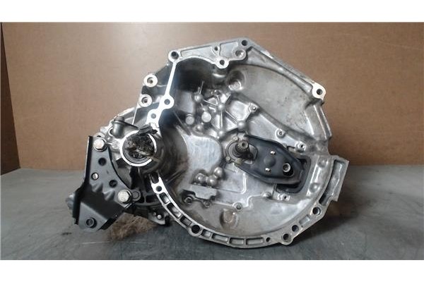 Recambio de caja cambios manual para citroen c3 1.4 16v collection referencia OEM IAM 20CP56  