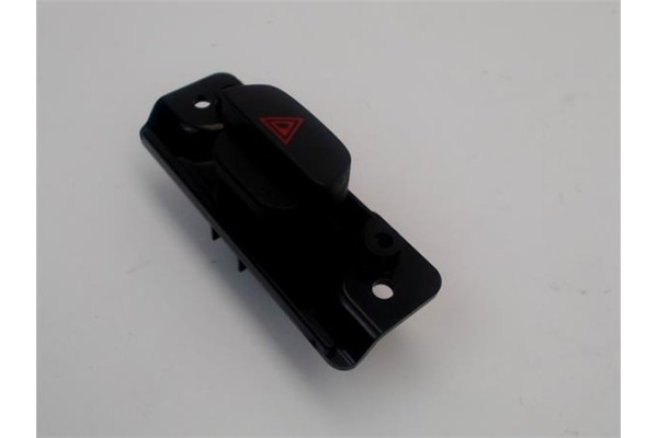 Recambio de interruptor luces emergencia para ford fiesta vi 1.4 tdci referencia OEM IAM 1335876  