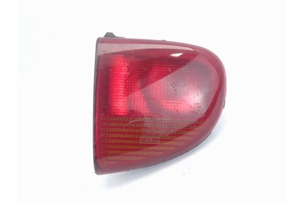 Recambio de piloto porton trasero izquierdo para ford escort berlina referencia OEM IAM   438 , FIAT | 456 , FIAT | 36 , FORD | 