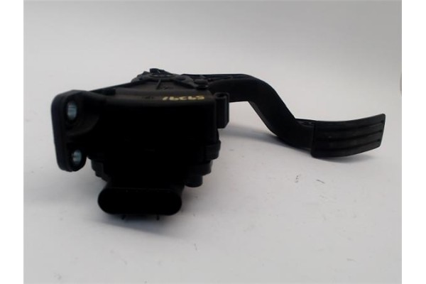 Recambio de pedal acelerador para ford fiesta vi 1.4 tdci referencia OEM IAM 1530737  