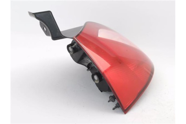 Recambio de piloto trasero izquierdo para renault megane ii (bm0/1_, cm0/1_) 2.0 16v (bm0u, cm0u) referencia OEM IAM 8200413214 