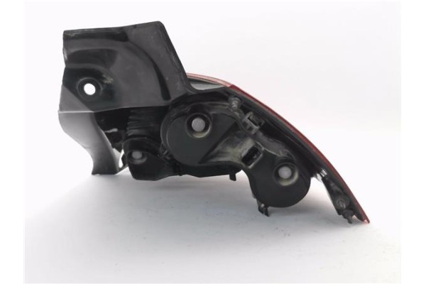 Recambio de piloto trasero izquierdo para renault megane ii (bm0/1_, cm0/1_) 2.0 16v (bm0u, cm0u) referencia OEM IAM 8200413214 