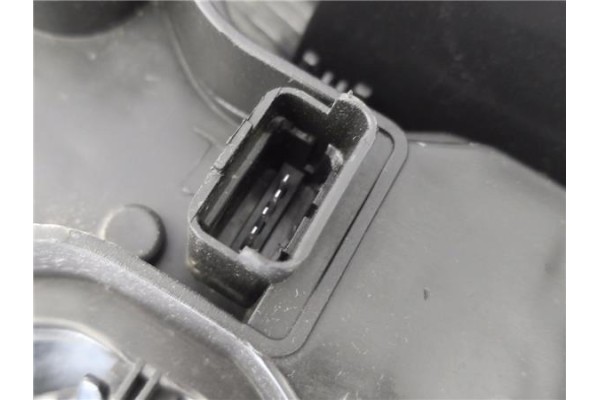 Recambio de piloto trasero izquierdo para renault megane ii (bm0/1_, cm0/1_) 2.0 16v (bm0u, cm0u) referencia OEM IAM 8200413214 