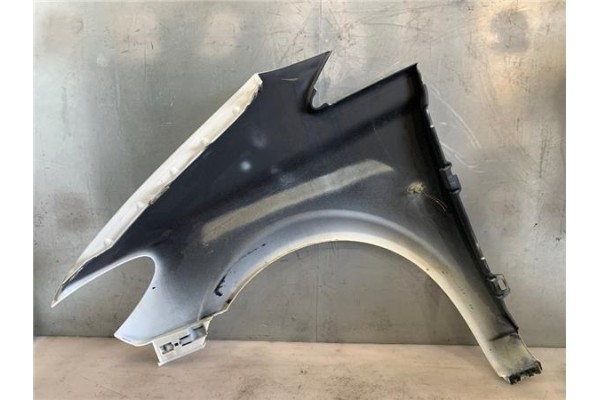 Recambio de aleta delantero derecha para mercedes-benz vito furgón (639) 2.1 111cdi referencia OEM IAM A6396305207  