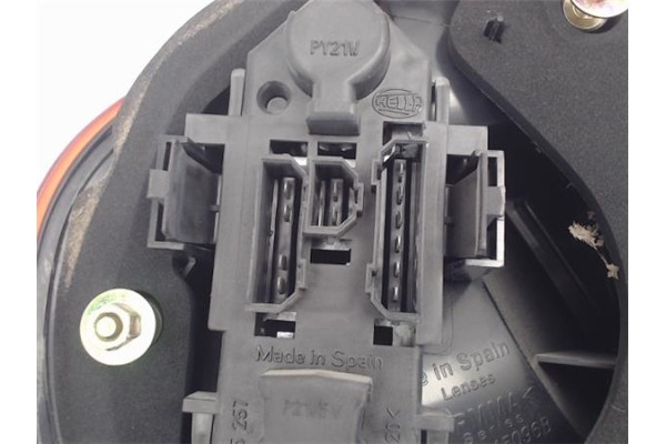 Recambio de piloto trasero derecho para seat toledo (1m2) referencia OEM IAM 1M5945257 1M5945096B 