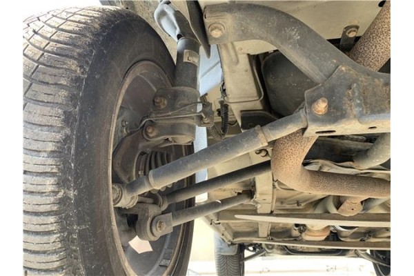Recambio de brazo suspension trasero izquierdo para land rover freelander (ln) 2.0 hse familiar referencia OEM IAM RGD100700  