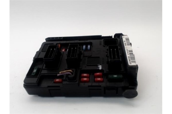 Recambio de caja fusibles/rele para peugeot partner furgón (5) 1.9 d referencia OEM IAM 6500Y1  