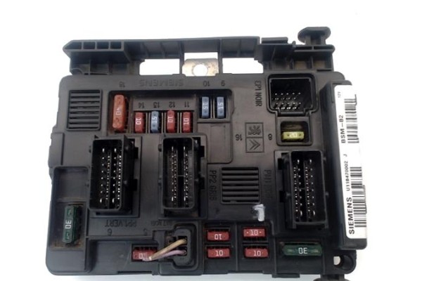 Recambio de caja fusibles/rele para peugeot partner furgón (5) 1.9 d referencia OEM IAM 6500Y1  