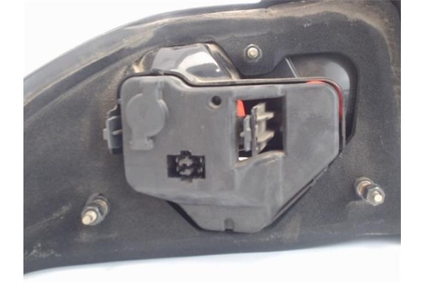 Recambio de piloto trasero derecho para saab 9-3 berlina referencia OEM IAM   