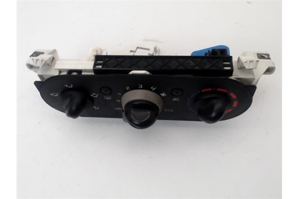 Recambio de mandos calefaccion / a.a. para renault twingo (cn0_) 1.5 dci (cn0e) referencia OEM IAM 7701067954  