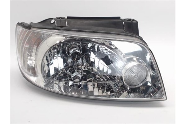 Recambio de faro delantero dcho para hyundai matrix (fc) referencia OEM IAM 9212017630  
