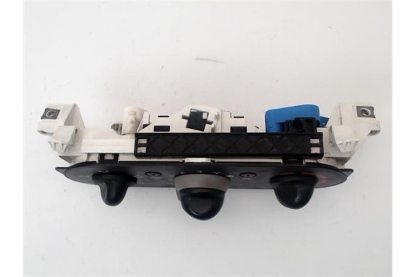 Recambio de mandos calefaccion / a.a. para renault twingo (cn0_) 1.5 dci (cn0e) referencia OEM IAM 7701067954  
