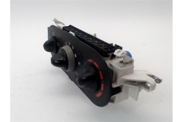 Recambio de mandos calefaccion / a.a. para renault twingo (cn0_) 1.5 dci (cn0e) referencia OEM IAM 7701067954  