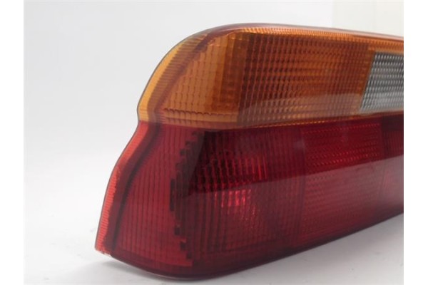 Recambio de piloto trasero izquierdo para ford escort berl./turnier referencia OEM IAM   438 , FIAT | 456 , FIAT | 36 , FORD | E