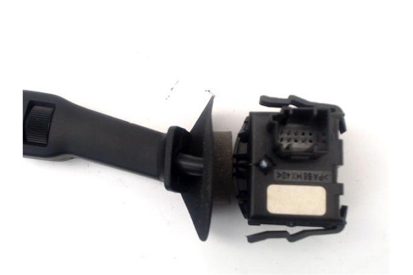 Recambio de mando limpiaparabrisas para bmw serie 5 berlina (e39) 2.8 528i referencia OEM IAM 61318352171  