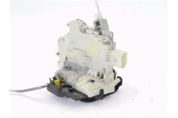 Recambio de cierre electromagnetico trasero derecho para seat exeo st (3r5) 2.0 reference referencia OEM IAM 8E0839016AA  