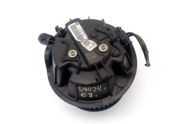 Recambio de motor calefaccion para citroen c2 1.4 hdi referencia OEM IAM 6441Q6  