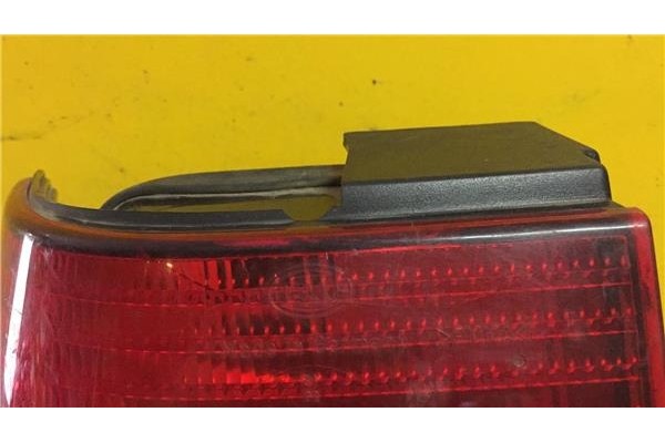 Recambio de piloto trasero izquierdo para volkswagen passat berlina (3a2) 1.6 cl referencia OEM IAM 3A5945257  