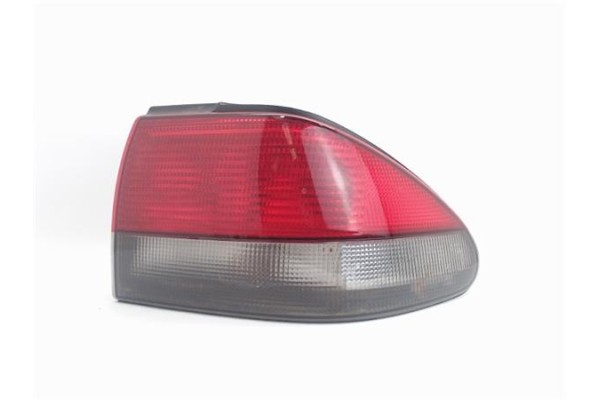 Recambio de piloto trasero derecho para saab 9-3 berlina referencia OEM IAM   