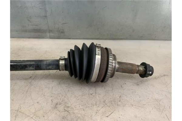Recambio de palier delantero izquierdo para toyota yaris (ncp1/nlp1/scp1) 1.4 d-4d referencia OEM IAM 434030D030  