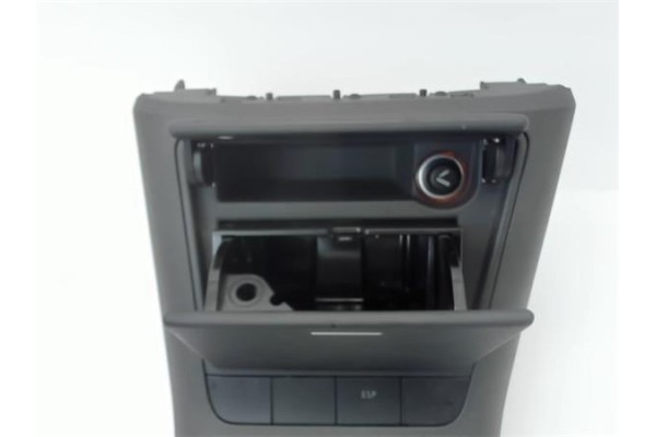 Recambio de embellecedor consola central para volkswagen golf v plus (5m1) 1.9 tdi referencia OEM IAM 5M1857307 5M1857961C 