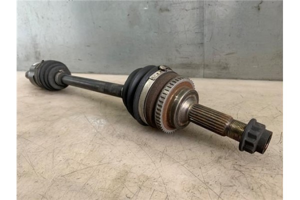 Recambio de palier delantero izquierdo para toyota yaris (ncp1/nlp1/scp1) 1.4 d-4d referencia OEM IAM 434030D030  