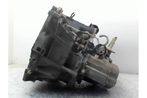 Recambio de caja cambios manual para citroen xsara berlina 1.9 d lx referencia OEM IAM 20TE43  