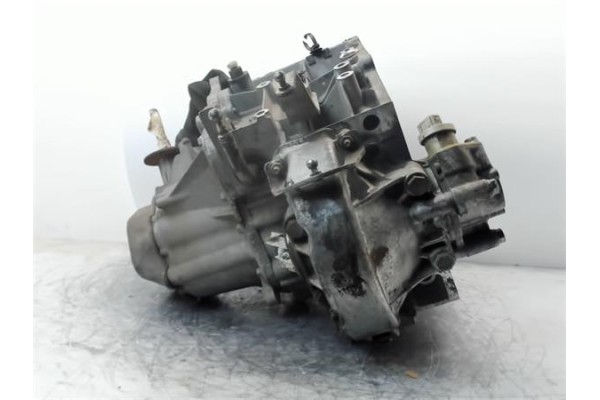 Recambio de caja cambios manual para citroen xsara berlina 1.9 d lx referencia OEM IAM 20TE43  