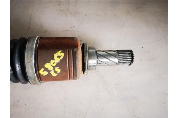 Recambio de palier delantero izquierdo para renault clio iv 0.9 limited referencia OEM IAM   