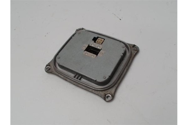 Recambio de centralita xenon para bmw serie 3 coupe (e92) 3.0 330d referencia OEM IAM 130732915301  