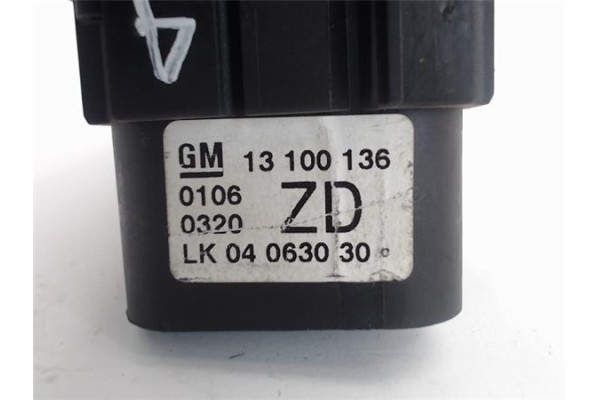 Recambio de mando de luces para opel astra h caravan referencia OEM IAM 13100136ZD LK04063030 