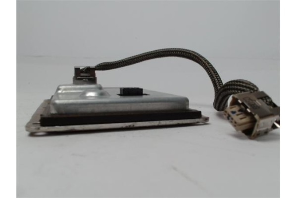 Recambio de centralita xenon para citroen c4 berlina referencia OEM IAM LAD5GL89035114  