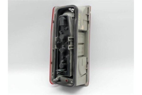 Recambio de piloto trasero derecho para fiat scudo furgón (220l) 2.0 jtd referencia OEM IAM 9790384880 GP0166 6351E6 , PEUGEOT |