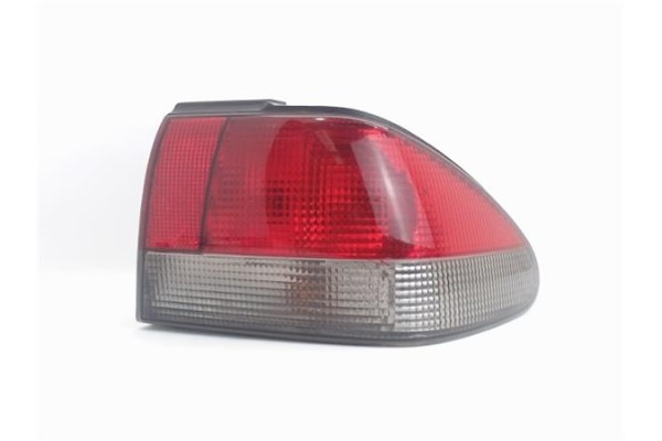 Recambio de piloto trasero derecho para saab 9-3 berlina referencia OEM IAM   